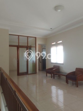 Rumah Modern 3 Kamar LT 220m2 di Cimahi Rumah Modern 3 Kamar LT 220m2 di Cimahi