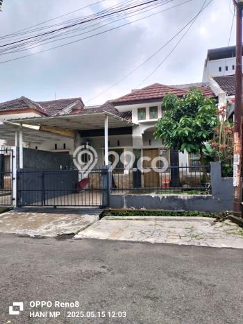 Rumah Modern Minimalis 4 Kamar Bisa Langsung Pindah di Arcamanik Rumah Modern Minimalis 4 Kamar Bisa Langsung Pindah di Arcamanik