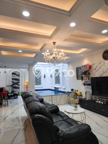 Rumah LT 128m2m² / LB 300m2m² Pemandangan Laut di Antapani, Bandung Rumah LT 128m2m² / LB 300m2m² Pemandangan Laut di Antapani, Bandung