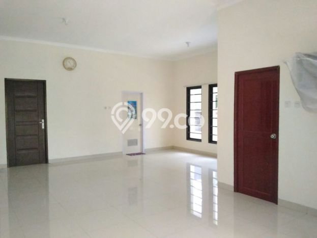 Rumah Eksklusif Siap Huni LT 288m2 di Cengkareng, Jakarta Barat Rumah Eksklusif Siap Huni LT 288m2 di Cengkareng, Jakarta Barat