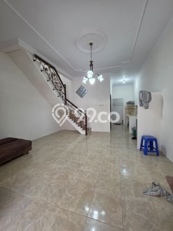 Jual Rumah Strategis Bagus Punya 3 KT di Cengkareng Jakarta Barat SHM Jual Rumah Strategis Bagus Punya 3 KT di Cengkareng Jakarta Barat SHM