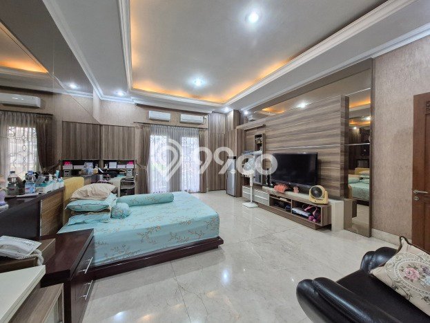Hunian Mewah Dijual LT 360m2 di Penjaringan, Jakarta Utara Hunian Mewah Dijual LT 360m2 di Penjaringan, Jakarta Utara