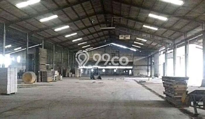 Pabrik Area Bisnis di Sidoarjo, Luas 17000m2m², Jalan Utama Pabrik Area Bisnis di Sidoarjo, Luas 17000m2m², Jalan Utama