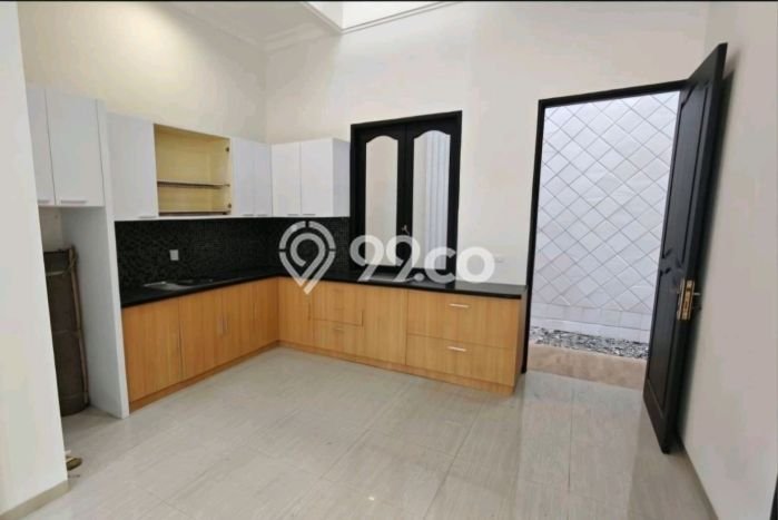 For Sale! Premium House LT 160m2 Desain Modern di Citraland For Sale! Premium House LT 160m2 Desain Modern di Citraland