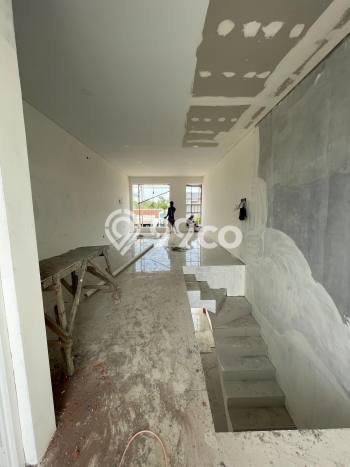 Area Ramai! Ruko Dijual di Taman untuk Bisnis Luas Bangunan 100m2 Area Ramai! Ruko Dijual di Taman untuk Bisnis Luas Bangunan 100m2