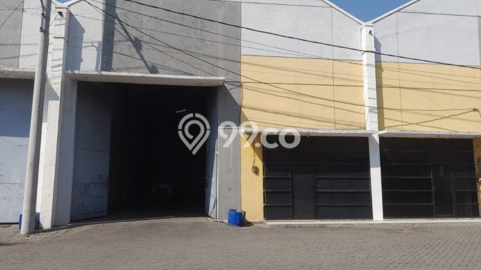 Gudang Bagus Dijual LB 330m2 Lokasi Strategis Sidoarjo Area Cocok untuk Berbisnis Gudang Bagus Dijual LB 330m2 Lokasi Strategis Sidoarjo Area Cocok untuk Berbisnis