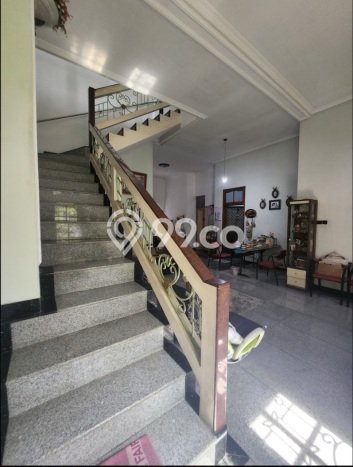 Siap Huni Hunian Elit 5 Kamar di Mulyorejo Dekat ke Mana Saja Siap Huni Hunian Elit 5 Kamar di Mulyorejo Dekat ke Mana Saja