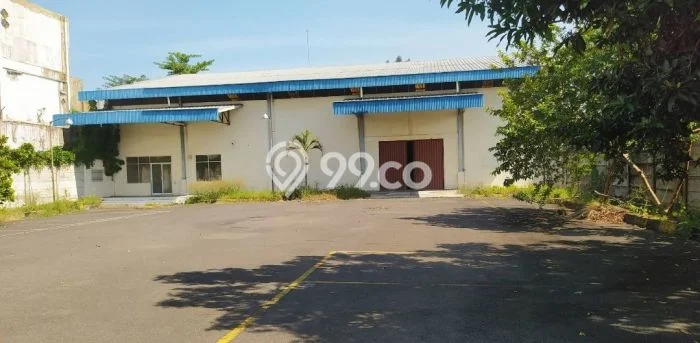 Unit Gudang Dijual di Sumbersari Jember Luas Tanah 3476m2, Luas Bangunan 460m2 Unit Gudang Dijual di Sumbersari Jember Luas Tanah 3476m2, Luas Bangunan 460m2