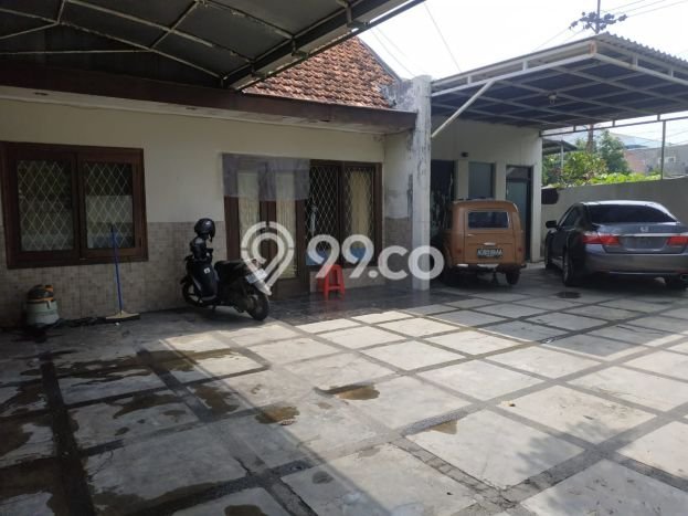 Hot Offer Hunian Mewah Ideal dan Luas di Sawahan, Surabaya Hot Offer Hunian Mewah Ideal dan Luas di Sawahan, Surabaya