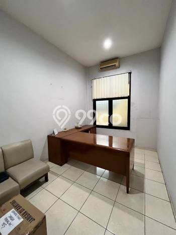 Unit Kantor Dijual di Wonocolo Surabaya 780m2 Unit Kantor Dijual di Wonocolo Surabaya 780m2