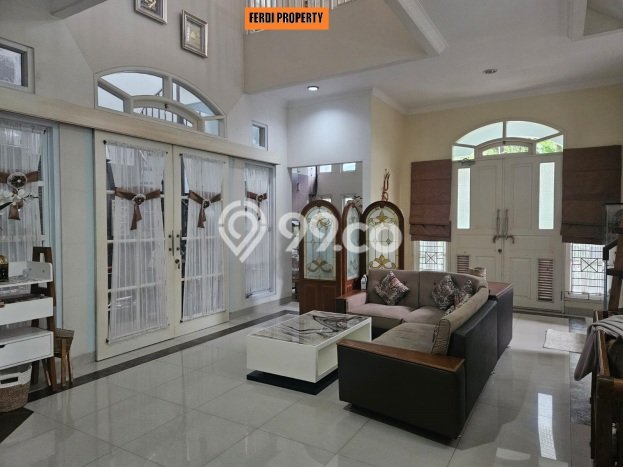 Hunian Elit LB 250m2 Siap Huni Desain Elegan di Citra Grand, Jakarta Timur Hunian Elit LB 250m2 Siap Huni Desain Elegan di Citra Grand, Jakarta Timur