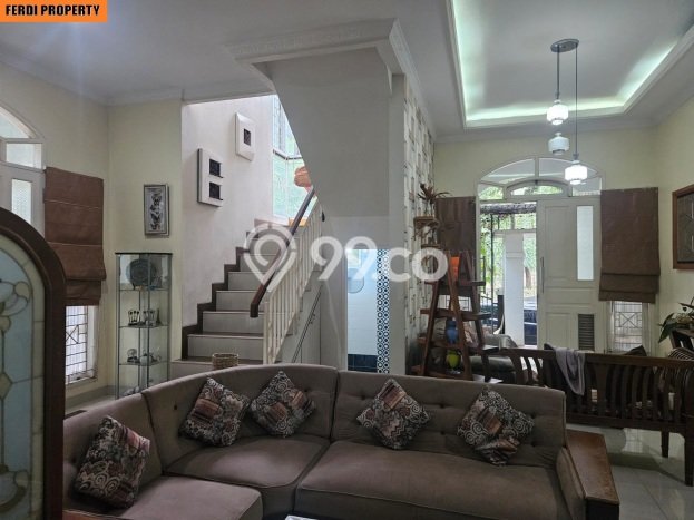 Hunian Elit LB 250m2 Siap Huni Desain Elegan di Citra Grand, Jakarta Timur Hunian Elit LB 250m2 Siap Huni Desain Elegan di Citra Grand, Jakarta Timur