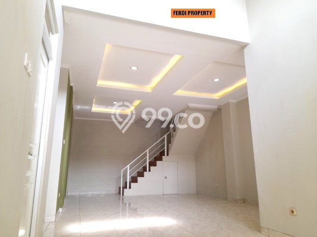 Dijual Rumah Eksklusif 4 KT di Citra Grand, Jakarta Timur Dijual Rumah Eksklusif 4 KT di Citra Grand, Jakarta Timur