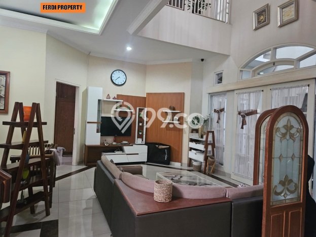 Hunian Elit LB 250m2 Siap Huni Desain Elegan di Citra Grand, Jakarta Timur Hunian Elit LB 250m2 Siap Huni Desain Elegan di Citra Grand, Jakarta Timur