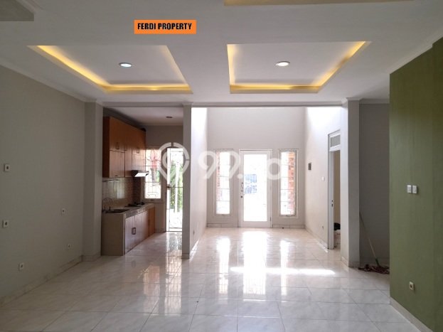 Dijual Rumah Eksklusif 4 KT di Citra Grand, Jakarta Timur Dijual Rumah Eksklusif 4 KT di Citra Grand, Jakarta Timur