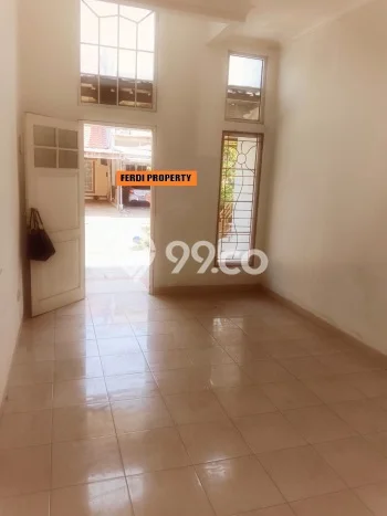 Rumah Sewa Jakarta Timur LT 105m2 LB 65m2 Kawasan Citra Grand Rumah Sewa Jakarta Timur LT 105m2 LB 65m2 Kawasan Citra Grand