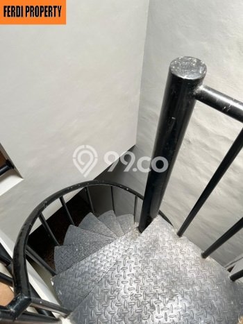 Jual Rumah 2 KT di Cibubur, Jakarta Timur - Luas Tanah 90m² Jual Rumah 2 KT di Cibubur, Jakarta Timur - Luas Tanah 90m²