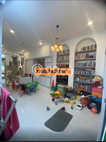 Jual Rumah Eksklusif 4 KT di Citra Grand, Jakarta Timur Jual Rumah Eksklusif 4 KT di Citra Grand, Jakarta Timur