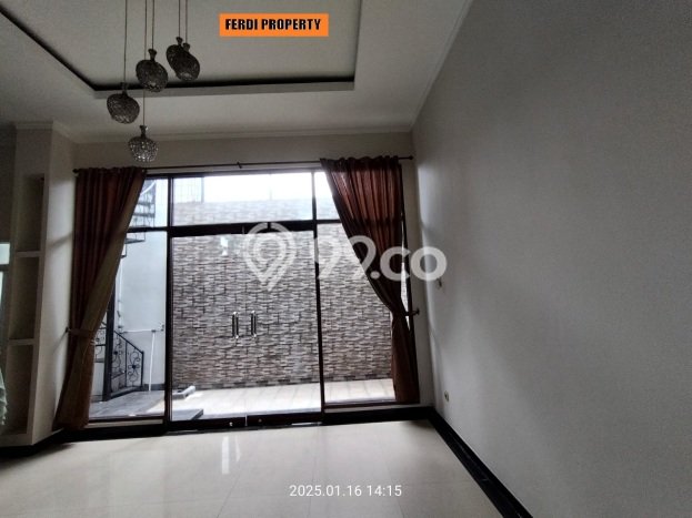 DIJUAL CEPAT! Rumah Asri area Citra Grand, Jakarta Timur, Luas 170m² Bangunan 210m² BISA KPR! DIJUAL CEPAT! Rumah Asri area Citra Grand, Jakarta Timur, Luas 170m² Bangunan 210m² BISA KPR!