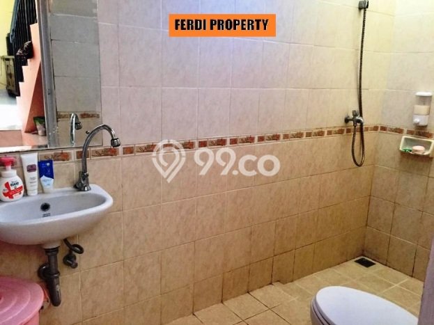 Dijual Hunian Rumah Terawat 3 Kamar di Citra Grand, Jakarta Timur Dijual Hunian Rumah Terawat 3 Kamar di Citra Grand, Jakarta Timur