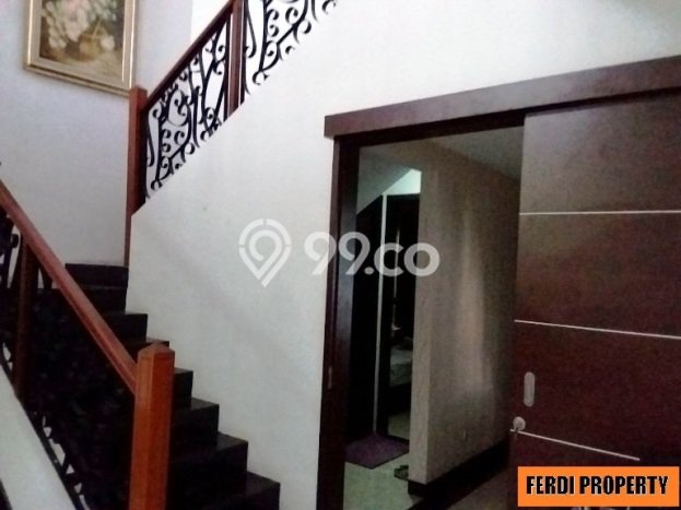 For Sale! Luxury House LT 220m2 Desain Elegan di Citra Grand For Sale! Luxury House LT 220m2 Desain Elegan di Citra Grand