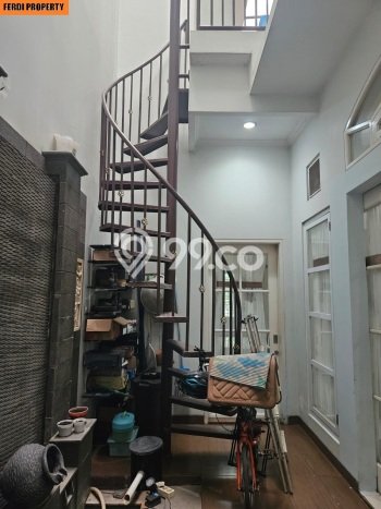 Hunian Elit LB 250m2 Siap Huni Desain Elegan di Citra Grand, Jakarta Timur Hunian Elit LB 250m2 Siap Huni Desain Elegan di Citra Grand, Jakarta Timur