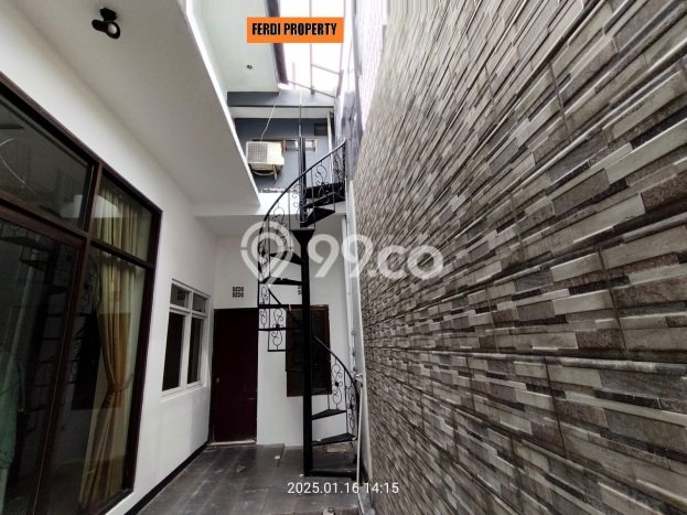 DIJUAL CEPAT! Rumah Asri area Citra Grand, Jakarta Timur, Luas 170m² Bangunan 210m² BISA KPR! DIJUAL CEPAT! Rumah Asri area Citra Grand, Jakarta Timur, Luas 170m² Bangunan 210m² BISA KPR!