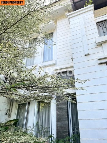Dijual Hunian Rumah Terawat 3 Kamar di Citra Grand, Jakarta Timur Dijual Hunian Rumah Terawat 3 Kamar di Citra Grand, Jakarta Timur