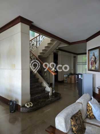 Dijual Rumah Premium dengan Fasilitas Sekitar Lengkap di Candisari, Semarang Dijual Rumah Premium dengan Fasilitas Sekitar Lengkap di Candisari, Semarang