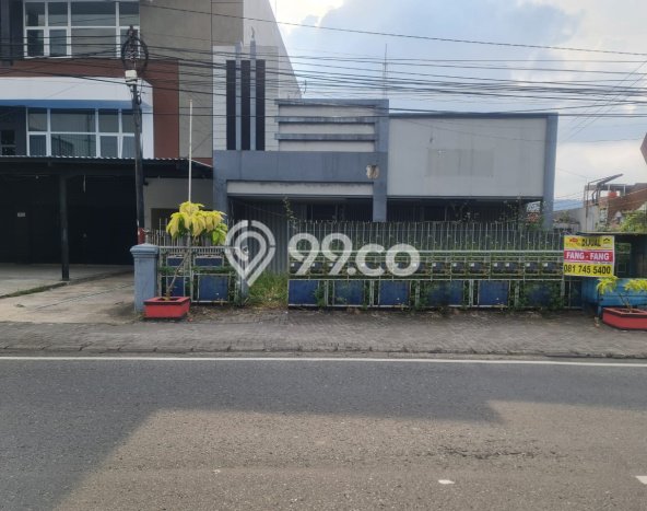 Area Ramai! Ruko Dijual di Ungaran Barat untuk Bisnis Luas Bangunan 250m2 Area Ramai! Ruko Dijual di Ungaran Barat untuk Bisnis Luas Bangunan 250m2