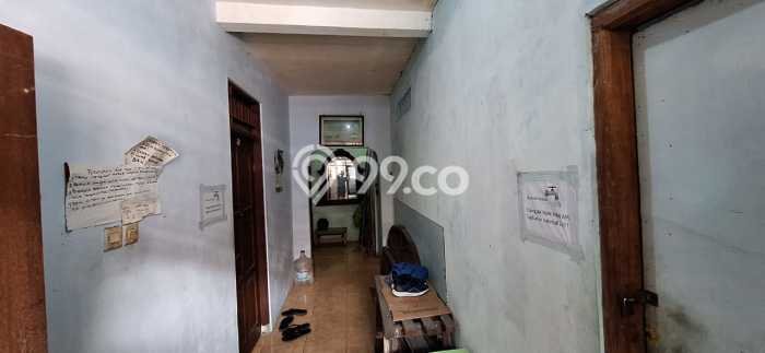 Rumah Modern Cantik 11 Kamar Siap Huni di Semarang Selatan Rumah Modern Cantik 11 Kamar Siap Huni di Semarang Selatan
