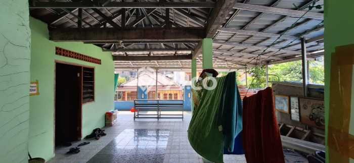 Rumah Modern Cantik 11 Kamar Siap Huni di Semarang Selatan Rumah Modern Cantik 11 Kamar Siap Huni di Semarang Selatan