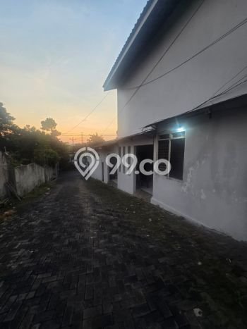 Gudang Bagus Dijual LB 1000m2 Lokasi Strategis Semarang Area Cocok untuk Berbisnis Gudang Bagus Dijual LB 1000m2 Lokasi Strategis Semarang Area Cocok untuk Berbisnis