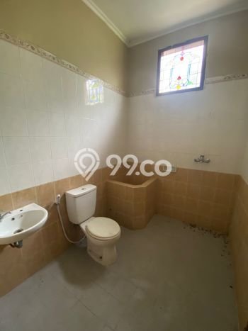 Siap Huni Hunian Elit 4 Kamar di Tembalang Dekat ke Mana Pun Siap Huni Hunian Elit 4 Kamar di Tembalang Dekat ke Mana Pun