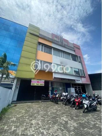 Unit Ruko Dijual di Semarang LT 180m2 & LB 270m2 Unit Ruko Dijual di Semarang LT 180m2 & LB 270m2
