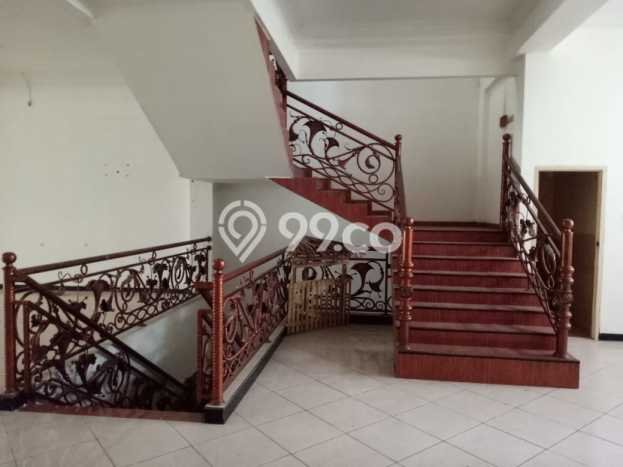 Ruko Paling Dicari LB 1100m2 Dijual di Semarang Timur Ruko Paling Dicari LB 1100m2 Dijual di Semarang Timur