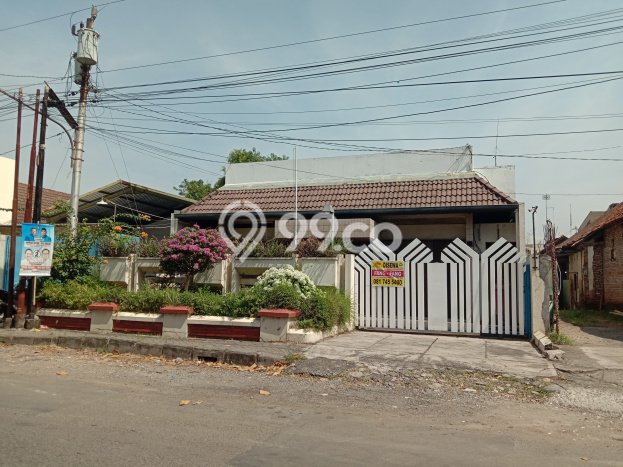 Disewakan Cepat Rumah Kondisi Bagus di Area Semarang Tengah, Semarang Disewakan Cepat Rumah Kondisi Bagus di Area Semarang Tengah, Semarang