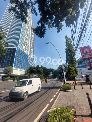 Ruko Area Premium di Kebayoran Baru, Luas 217m², Jalan Utama Ruko Area Premium di Kebayoran Baru, Luas 217m², Jalan Utama