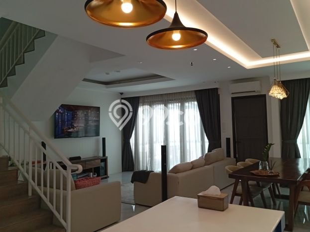 Hunian Elit LB 196m2 Siap Huni Desain Elegan di Thamrin, Jakarta Pusat Hunian Elit LB 196m2 Siap Huni Desain Elegan di Thamrin, Jakarta Pusat