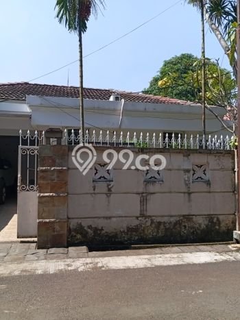 LISTING BARU! Rumah Premium di Ampera, LT 811m² LB 600m² LISTING BARU! Rumah Premium di Ampera, LT 811m² LB 600m²