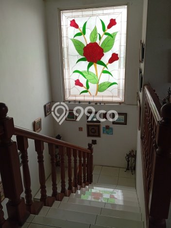 Rumah Eksklusif Siap Huni LT 343m2 di Cinere, Depok Rumah Eksklusif Siap Huni LT 343m2 di Cinere, Depok