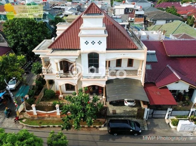 Siap Huni Hunian Elit 6 Kamar di Cempaka Putih Dekat ke Mana Pun Siap Huni Hunian Elit 6 Kamar di Cempaka Putih Dekat ke Mana Pun