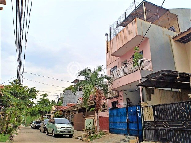 Kost Dijual Lokasi Benda, Tangerang, Spesifikasi 21 Kamar Tidur dan Luas 300m2 Kost Dijual Lokasi Benda, Tangerang, Spesifikasi 21 Kamar Tidur dan Luas 300m2