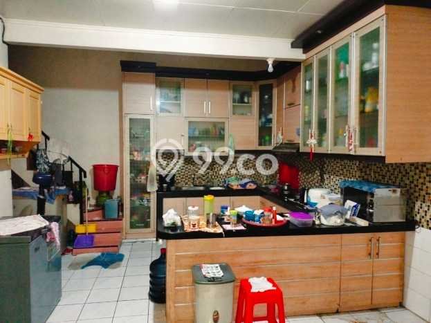 For Sale Rumah 6 Kamar Lokasi Ideal Bagus dan Strategis di Cengkareng For Sale Rumah 6 Kamar Lokasi Ideal Bagus dan Strategis di Cengkareng