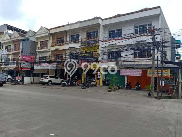 Ruko Bagus Dijual LB 150m2 Lokasi Strategis Jakarta Barat Area Cocok untuk Berbisnis Ruko Bagus Dijual LB 150m2 Lokasi Strategis Jakarta Barat Area Cocok untuk Berbisnis