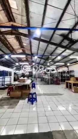Unit Gudang Disewakan di Daan Mogot di Area Ramai & Strategis Unit Gudang Disewakan di Daan Mogot di Area Ramai & Strategis