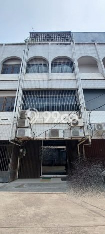 Unit Ruko Dijual di Jakarta Pusat LT 76m2 & LB 284m2 Unit Ruko Dijual di Jakarta Pusat LT 76m2 & LB 284m2