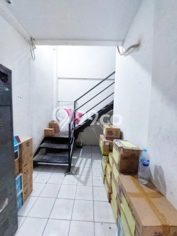 Ruko Dijual di Prime Area Jakarta Barat Luas 288m2 Ruko Dijual di Prime Area Jakarta Barat Luas 288m2
