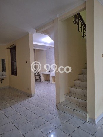 Jual Rumah Modern 3 KT di Daan Mogot, Jakarta Barat Jual Rumah Modern 3 KT di Daan Mogot, Jakarta Barat