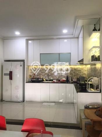 PROPERTI PILIHAN! Rumah Nyaman area , LT 165m2m² Bangunan 242m2m² PROPERTI PILIHAN! Rumah Nyaman area , LT 165m2m² Bangunan 242m2m²